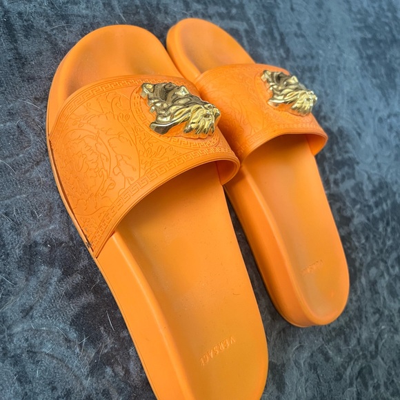 Versace slides - Picture 3 of 6